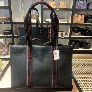 NWT Coach Outlet Large Smith Tote Bag